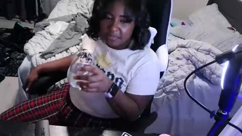 goldenbaby online show from 11/08/25, 04:45