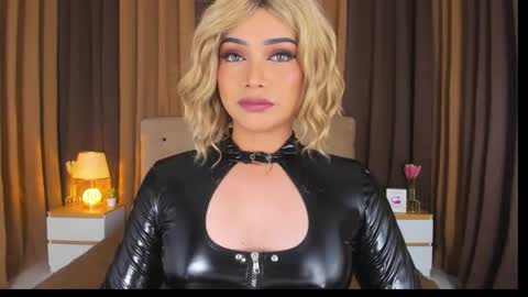 Snapshot of jilianward chatting on 09/23/25, 12:02 jilianward online show from 09/23/25, 12:02