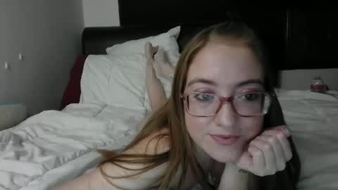 jilliangiselle online show from 02/23/26, 05:05