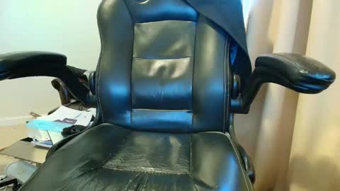 jim74122 online show from 02/03/26, 01:48