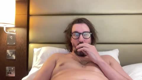 Snapshot of jimboo400 chatting on 10/05/25, 09:02 jimboo400 online show from 10/05/25, 09:02