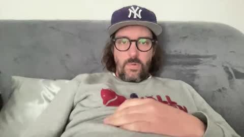 Snapshot of jimboo400 chatting on 10/13/25, 12:38 jimboo400 online show from 10/13/25, 12:38