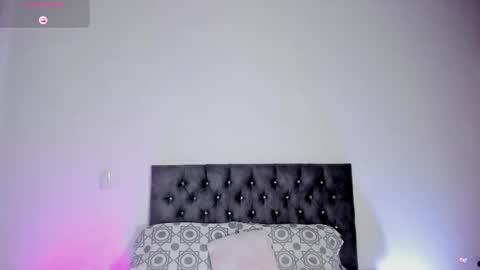 JIMENA online show from 09/24/25, 03:32