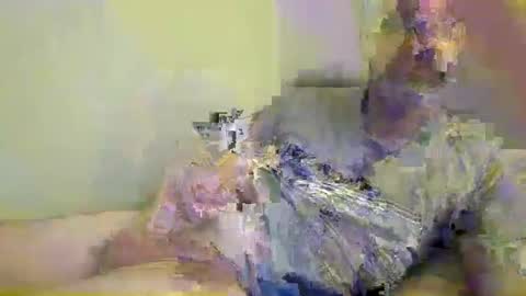 Snapshot of jimmielove2046 chatting on 01/26/25, 06:28 jimmielove2046 online show from 01/26/25, 06:28