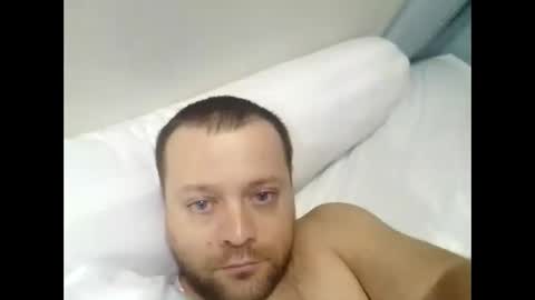 Snapshot of jimmy18love chatting on 01/06/25, 10:26 jimmy18love online show from 01/06/25, 10:26