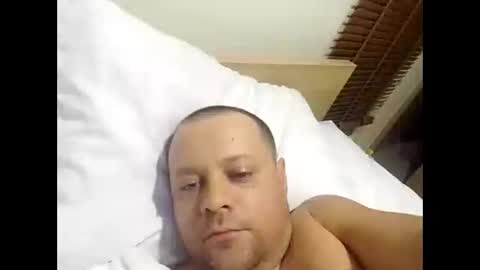 Snapshot of jimmy18love chatting on 09/18/25, 07:38 jimmy18love online show from 09/18/25, 07:38