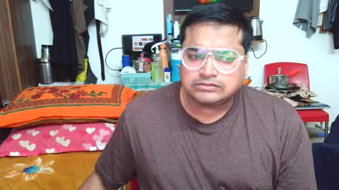 Snapshot of jimmy2119 chatting on 09/17/25, 09:38 ASK online show from 09/17/25, 09:38