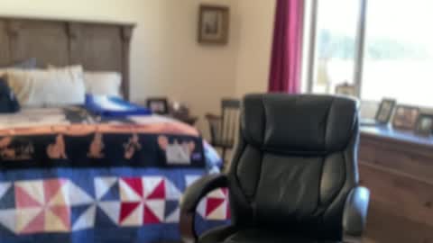 Snapshot of jimmyaaron chatting on 01/15/25, 08:48 Dad of Three online show from 01/15/25, 08:48