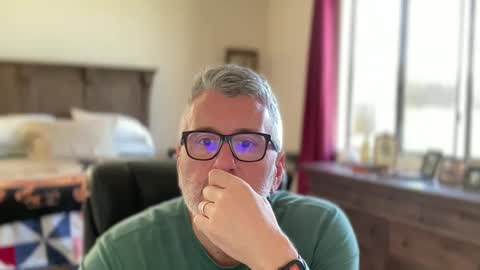 Snapshot of jimmyaaron chatting on 02/08/25, 08:53 Dad of Three online show from 02/08/25, 08:53