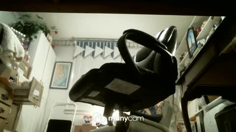 Snapshot of jimsundies chatting on 01/05/25, 04:36 jimwellhung online show from 01/05/25, 04:36