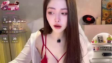 jingtian_8888 online show from 12/14/25, 12:49
