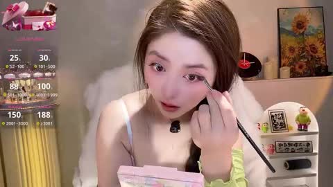 jingtian_8888 online show from 12/15/25, 12:59