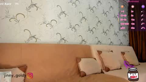 Snapshot of jinny_gold chatting on 10/19/25, 01:45 MY NEW INSTA jinny goldy online show from 10/19/25, 01:45