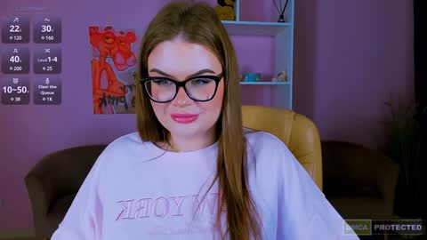 Snapshot of jinny_meow chatting on 12/19/24, 03:52 JInny PVT IS OPEN online show from 12/19/24, 03:52