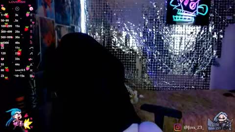 Snapshot of jinx_25 chatting on 12/05/25, 02:09 Jinx online show from 12/05/25, 02:09