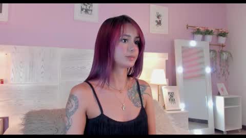 Snapshot of jinx_dh chatting on 09/14/25, 02:27 Jinx online show from 09/14/25, 02:27