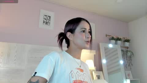 Snapshot of jinx_dh chatting on 09/21/25, 03:13 Jinx online show from 09/21/25, 03:13