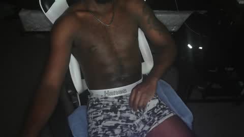 Snapshot of jinxbear1 chatting on 01/22/25, 07:46 Jinxbear1 online show from 01/22/25, 07:46