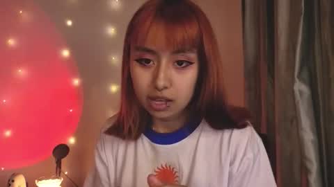 Snapshot of jinxxx_08 chatting on 09/16/25, 12:00 Minaa online show from 09/16/25, 12:00