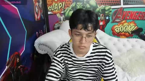 Snapshot of jisus_cat chatting on 01/19/25, 01:10 Jisus online show from 01/19/25, 01:10