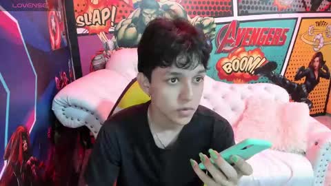 Snapshot of jisus_cat chatting on 01/19/25, 06:53 Jisus online show from 01/19/25, 06:53