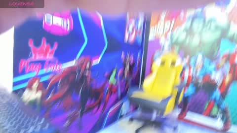 Snapshot of jisus_cat chatting on 03/07/25, 01:09 Jisus online show from 03/07/25, 01:09