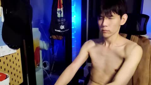 jj_jayjayq online show from 12/19/25, 07:48