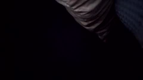 jjad7781 online show from 12/23/25, 03:59