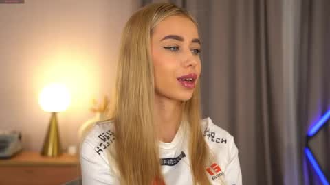 Jenny online show from 03/27/26, 08:20