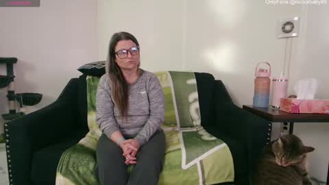 Snapshot of jjjust4fun1985 chatting on 12/04/24, 12:19 Nicole  Allen online show from 12/04/24, 12:19