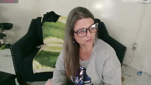 Snapshot of jjjust4fun1985 chatting on 12/05/24, 01:36 Nicole  Allen online show from 12/05/24, 01:36