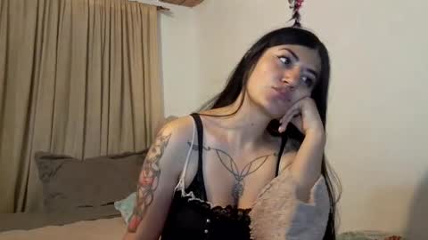 Snapshot of jjodie__ chatting on 12/03/25, 03:14 luuuuuuuuuu online show from 12/03/25, 03:14