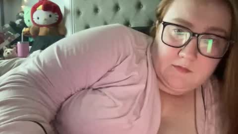 Wifey online show from 06/04/26, 07:14