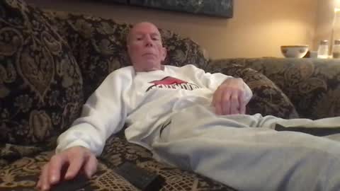 Snapshot of jlk7777 chatting on 12/27/24, 05:05 jlk7777 online show from 12/27/24, 05:05