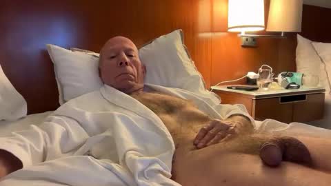 jlk7777 online show from 04/01/26, 11:44