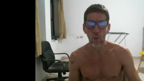 Snapshot of jlmbud chatting on 12/07/24, 10:06 jlmbud online show from 12/07/24, 10:06