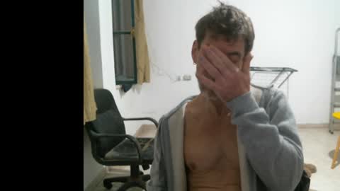 Snapshot of jlmbud chatting on 12/13/24, 08:37 jlmbud online show from 12/13/24, 08:37