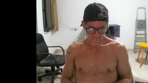 Snapshot of jlmbud chatting on 01/11/25, 07:05 jlmbud online show from 01/11/25, 07:05