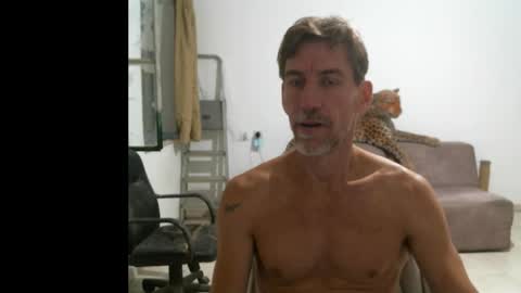 Snapshot of jlmbud chatting on 10/18/25, 09:26 jlmbud online show from 10/18/25, 09:26