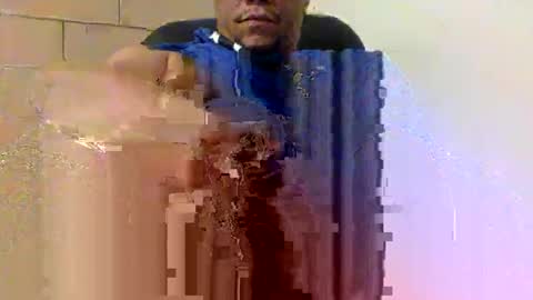 Holmesfifth online show from 02/18/25, 03:54