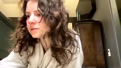 jlynn1997 online show from 02/11/26, 01:49