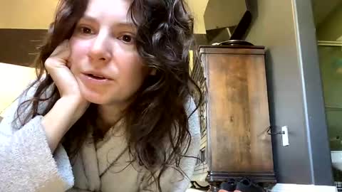 jlynn1997 online show from 03/18/26, 02:20