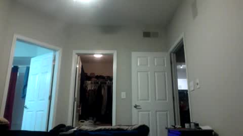 Snapshot of jmeaty5 chatting on 10/07/25, 02:31 jmeaty5 online show from 10/07/25, 02:31