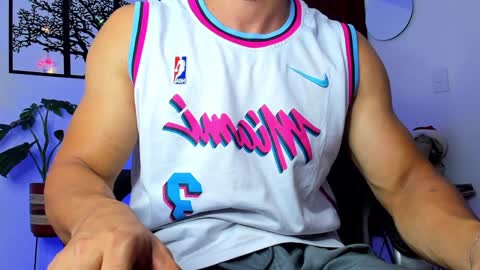 Snapshot of jmortton chatting on 12/11/24, 10:49 IGJmortton online show from 12/11/24, 10:49