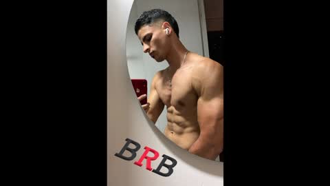 Snapshot of jmortton chatting on 12/16/24, 01:11 IGJmortton online show from 12/16/24, 01:11