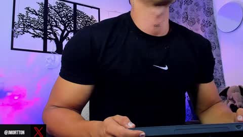 Snapshot of jmortton chatting on 03/07/25, 11:40 IGJmortton online show from 03/07/25, 11:40