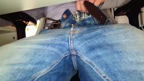 Snapshot of jo_0815 chatting on 02/01/26, 01:42 jo_0815 online show from 02/01/26, 01:42