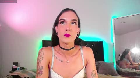 Snapshot of joaisaza chatting on 01/17/26, 05:12 Joa Isaza online show from 01/17/26, 05:12