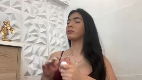 Snapshot of joanaemerald chatting on 02/07/25, 11:24 joana online show from 02/07/25, 11:24
