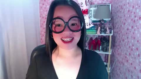 Joana online show from 11/27/25, 08:11